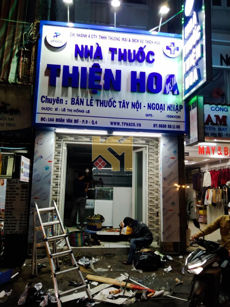 Bảng hiệu Bảng hiệu