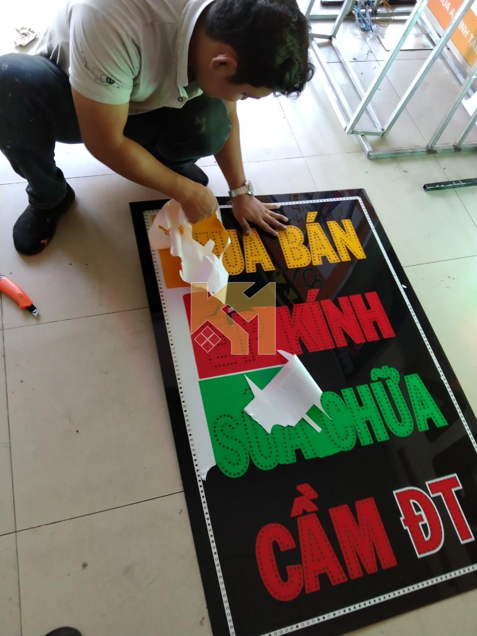 Bảng hiệu Bảng hiệu